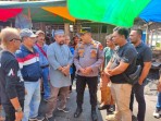 Pemkab Inhil Bersama Kepolisian dan HPPI Tinjau Lokasi Kebakaran Pasar Terapung Tembilahan