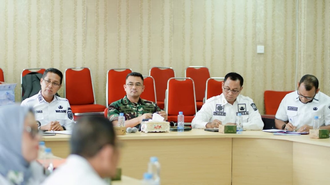 Evaluasi Percepatan Pembangunan KD KMP di Rokan Hilir, Wakil Bupati Rapat Bersama Kodim 0321