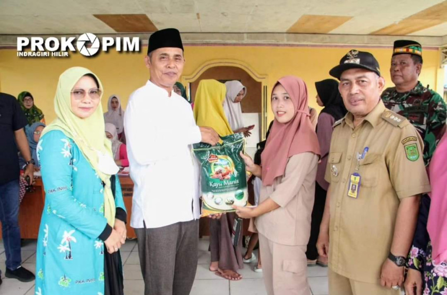Pj Bupati  Herman Dan Tim  Safari Ramadhan 1445 H / 2024 M Pemkab Inhil Hadir Di Kecamatan Gaung Anak Serka