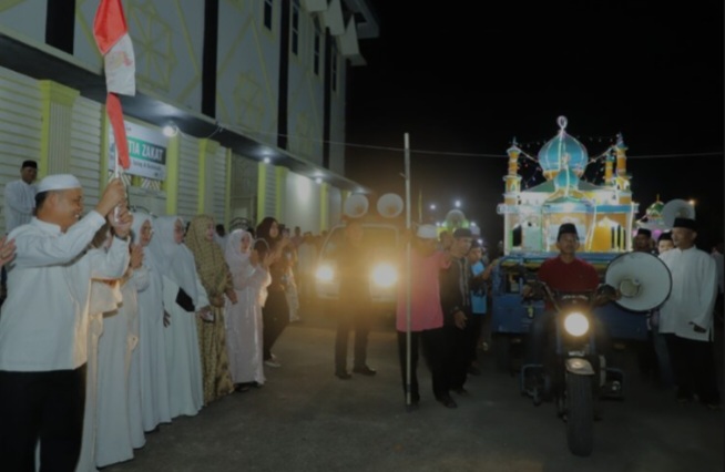 H Herman SE MT Lepas Pawai Takbir Idul Adha 1446H