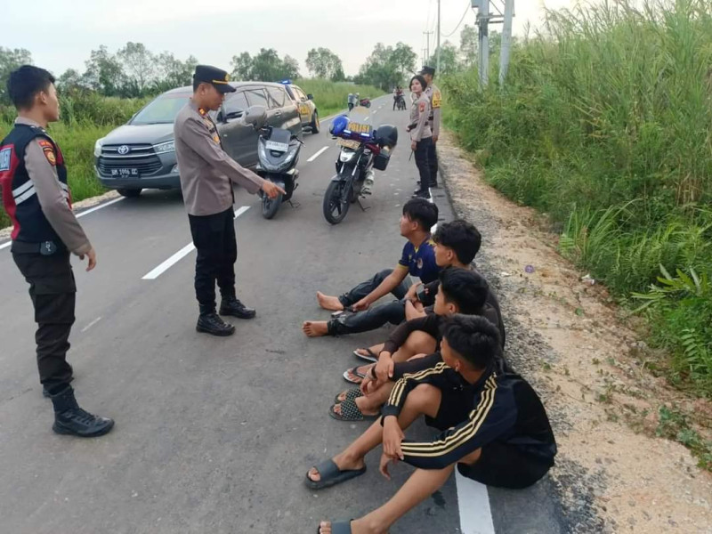Polsek Tembilahan Bubarkan Remaja yang Hendak Balap Liar