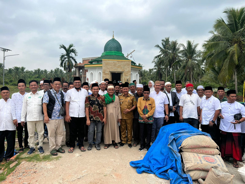 Abdul Wahid dan DPC PKB Inhil Ziarah Makam Syekh Abdurrahman Siddiq