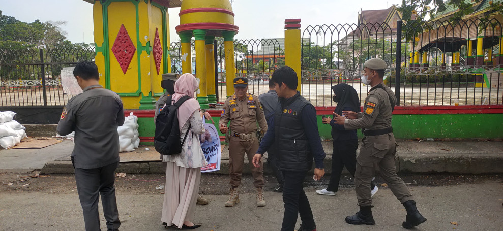 Akhirnya Alat Peraga Kampanye di Lakukan Penyitaan