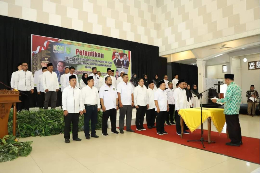 Pj Bupati Herman Diwakili Staf Ahli H. Muammar Qadafi Hadiri Pelantikan ICMI ORDA Inhil Periode 2022-2027