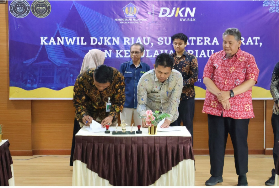 Pj. Bupati Inhil Saksikan Penandatanganan Perjanjian Kerja Sama (PKS) Bersama DJKN