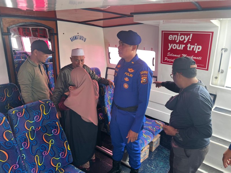 Polairud Polres Inhil Tingkatkan Pengawasan di Pelabuhan