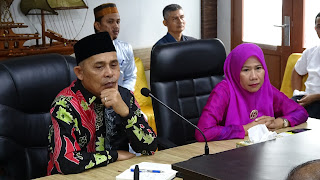 Pemkab Inhil Tegaskan Pemasangan Portal Untuk Batasi Angkutan Berat di Jalan Lintas Rengat - Tembilahan