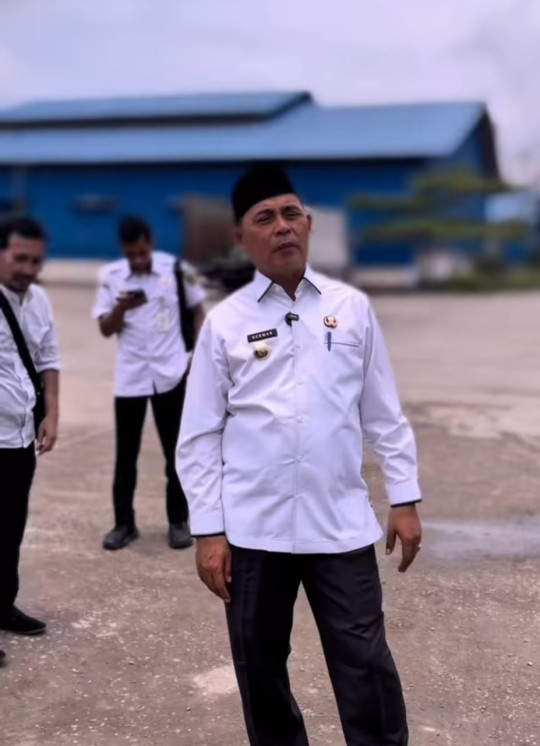 Bupati Inhil, Herman Sidak Gudang Pelabuhan Parit 21, Tegaskan Penertiban dan Peningkatan Fungsi Pelabuhan