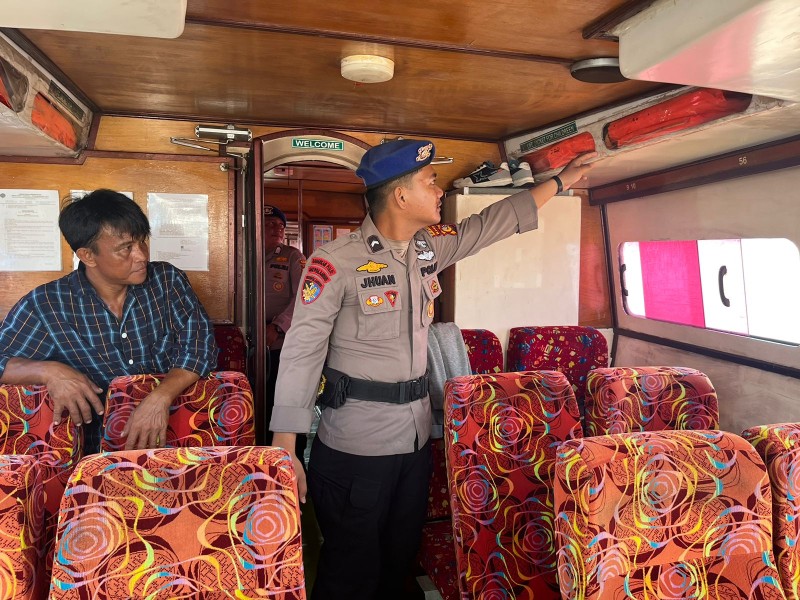 Polairud Polres Inhil Gelar Pengamanan di Pelabuhan Tembilahan