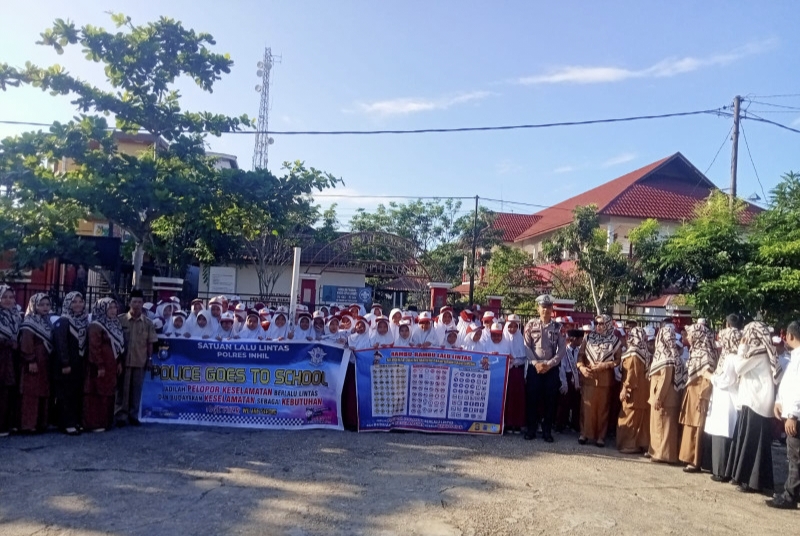 Tertib Lalu Lintas Sejak Dini di SD 002 Tembilahan