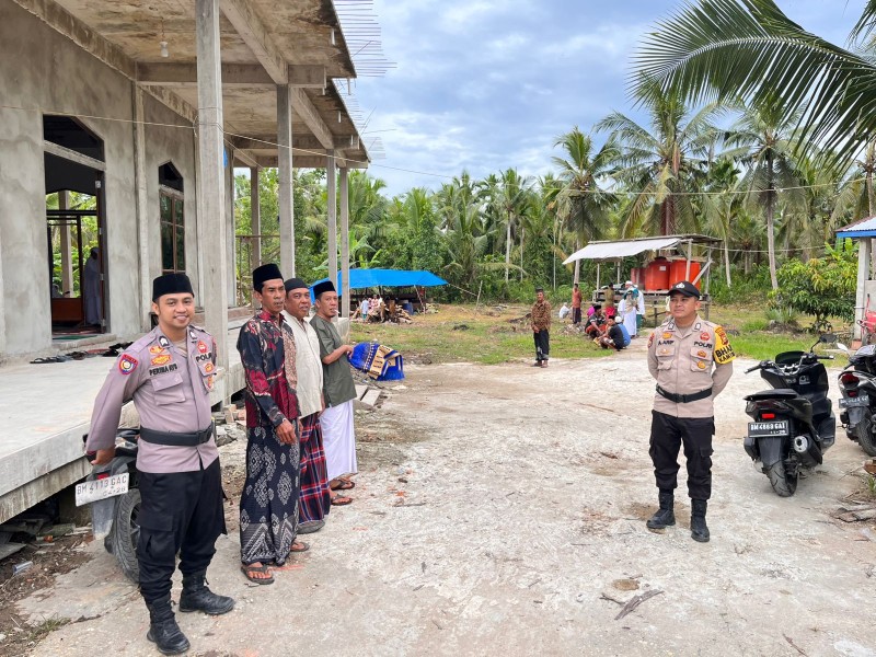 Polsek GAS Amankan Sholat Idul Adha 1446 H di Teluk Pinang,