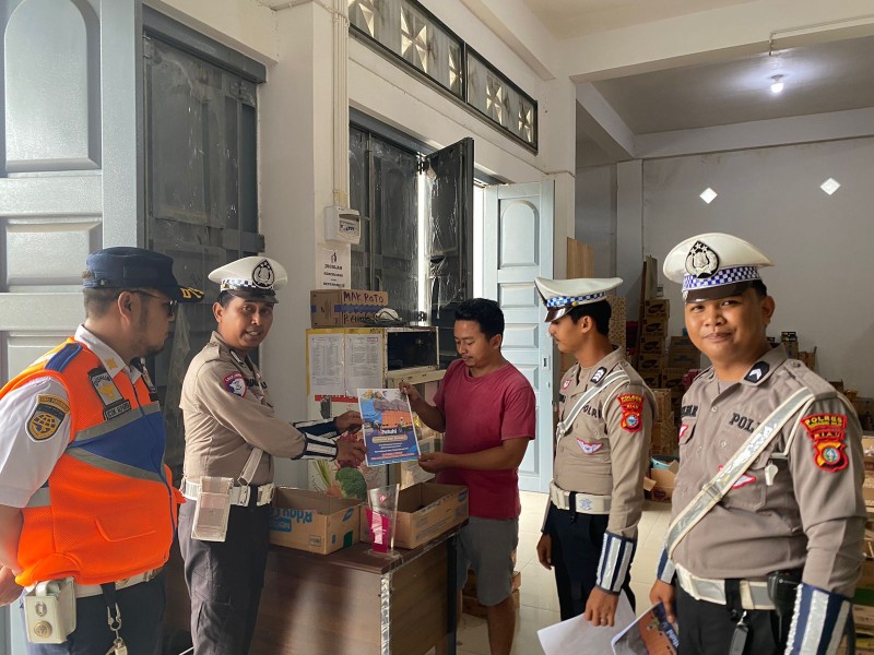 Satlantas Polres Inhil Gencar Sosialisasi Larangan Over Loading dan Over Dimens